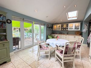 Photo 11- click for photo gallery